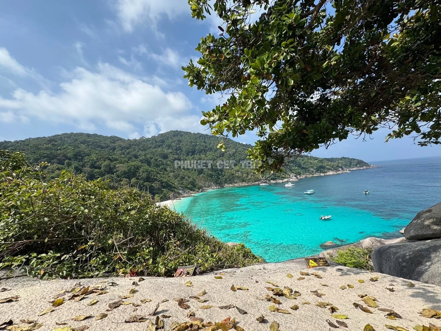 Симиланские острова на катамаране ранний выезд