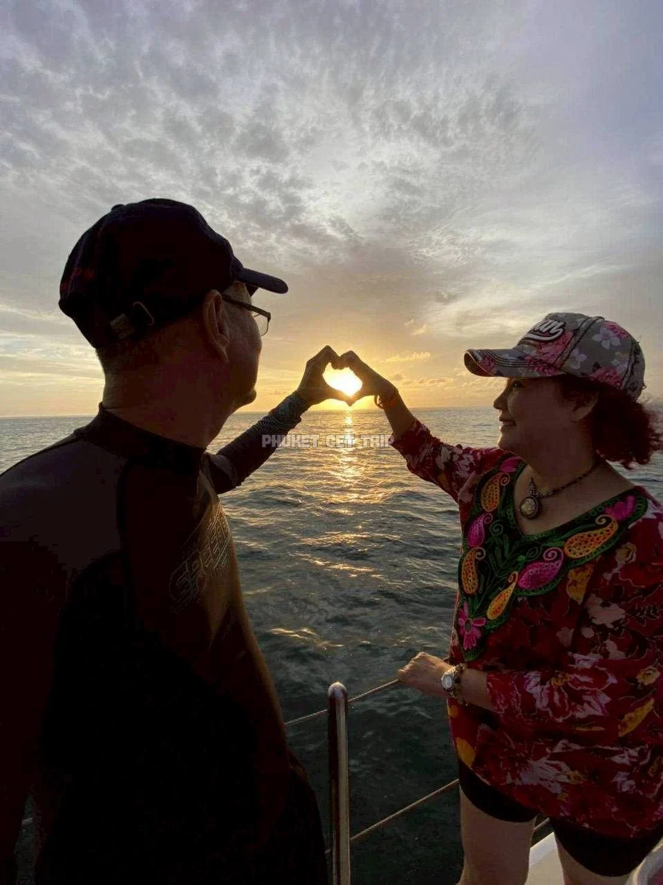Мыс Промтеп ужин на закате в море